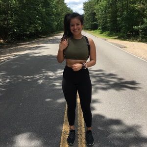 Meet your Posher, Ivette